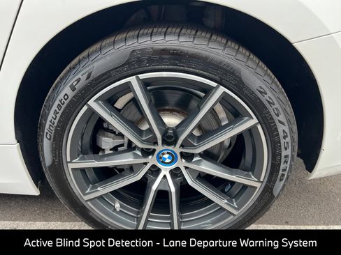 Used 2022 BMW 330e xDrive w/ Driving Assistance Package AWD/4WD image 16