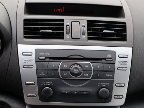 Used 2013 MAZDA MAZDA6 i Sport image 22