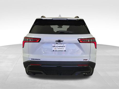 New 2026 Chevrolet Equinox RS w/ Convenience Package III FWD image 6
