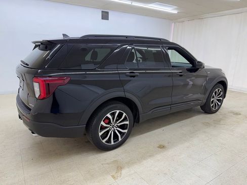 Used 2024 Ford Explorer ST-Line w/ Class IV Trailer Tow Package AWD/4WD image 7