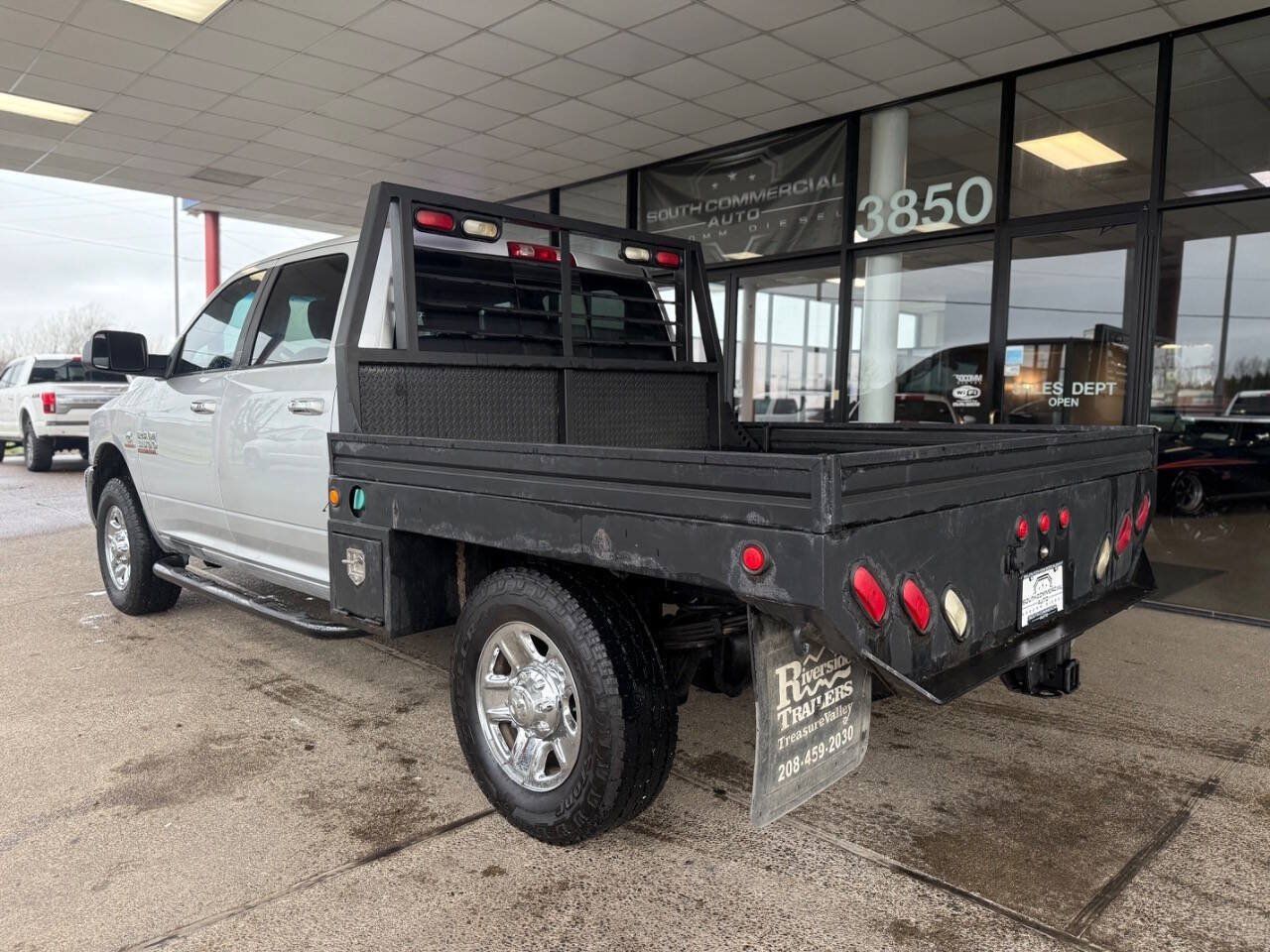 Used 2014 RAM 3500 SLT w/ Cold Weather Group AWD/4WD image 10