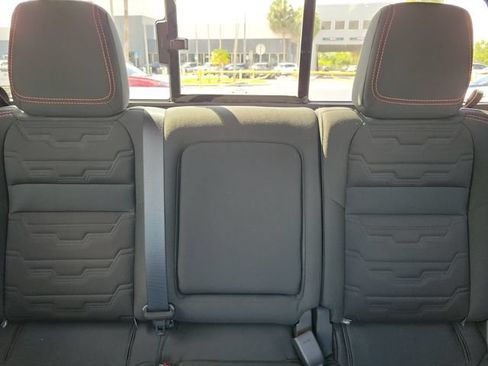 Used 2025 Nissan Frontier PRO-4X AWD/4WD image 27