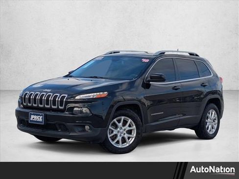 Used 2018 Jeep Cherokee Latitude Plus image 1