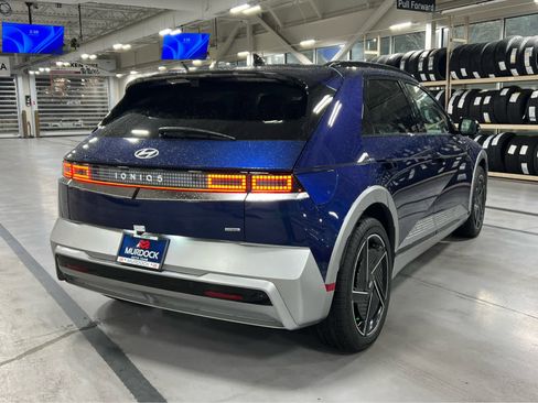 New 2026 Hyundai Ioniq 5 Limited image 8