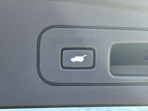 Used 2023 Acura MDX Technology image 13