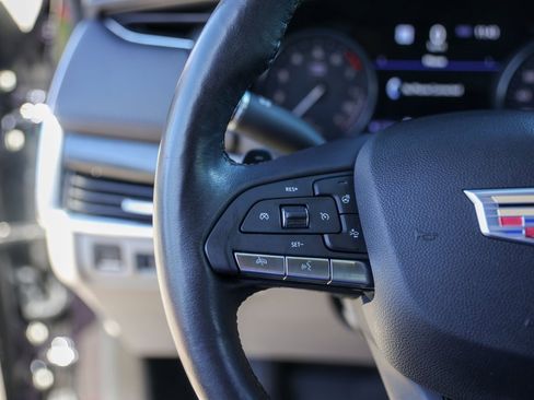 Used 2022 Cadillac XT4 Premium Luxury w/ Technology Package image 13