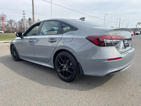 Used 2025 Honda Civic Sport image 5