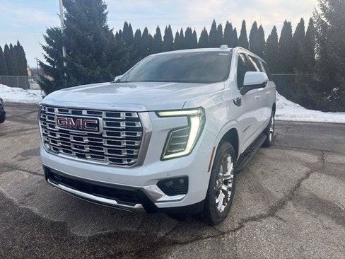 New 2026 GMC Yukon XL Denali w/ LPO, Floor Liner Package image 2