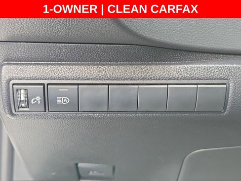 Used 2025 Toyota Corolla SE w/ SE Package FWD image 24