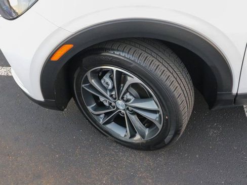 Used 2022 Buick Encore GX Select image 29