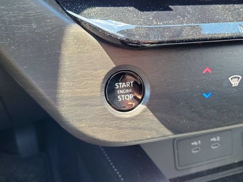 Certified 2025 Nissan Murano SL w/ Cargo Package AWD/4WD image 29