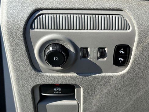 Used 2022 Jeep Wagoneer Series II w/ Premium Group I image 40