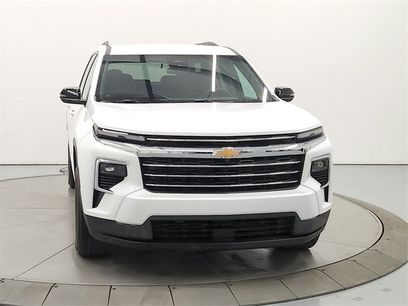 Used 2025 Chevrolet Traverse LT w/ LPO, Floor Liner Package