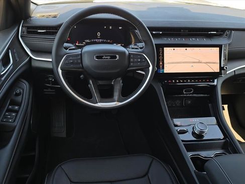 New 2026 Jeep Grand Cherokee L Limited image 7