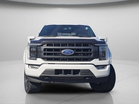 Used 2021 Ford F150 Lariat w/ Equipment Group 502A High AWD/4WD image 3