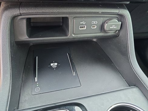 Used 2025 Honda Pilot Black Edition image 20