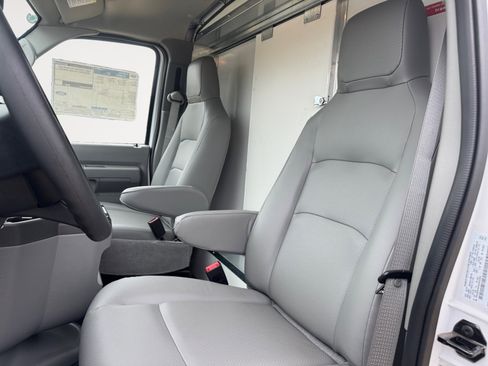 New 2025 Ford E-450 and Econoline 450 Super Duty w/ Power Equipment Group image 8