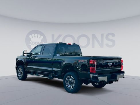 New 2026 Ford F250 Lariat w/ Chrome Package image 4