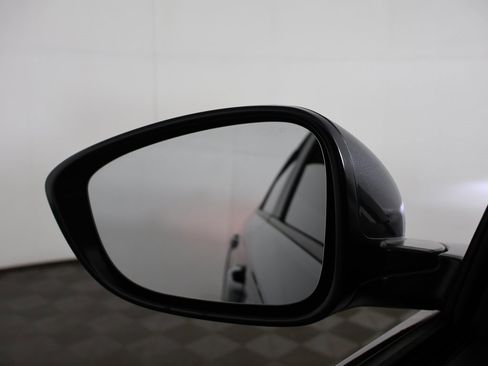 Used 2025 Honda Accord LX image 31