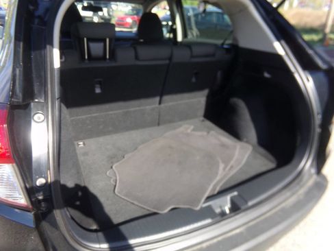 Used 2021 Honda HR-V LX image 25