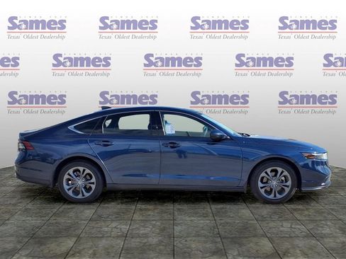 Used 2023 Honda Accord EX image 8
