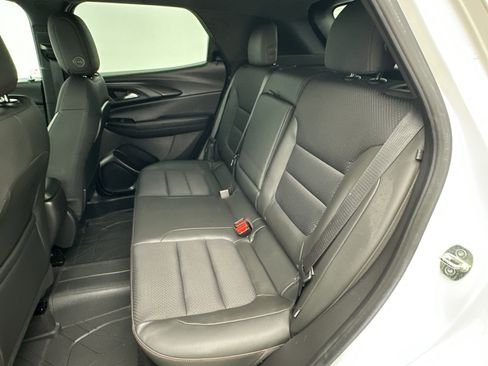Used 2022 Chevrolet TrailBlazer RS image 14