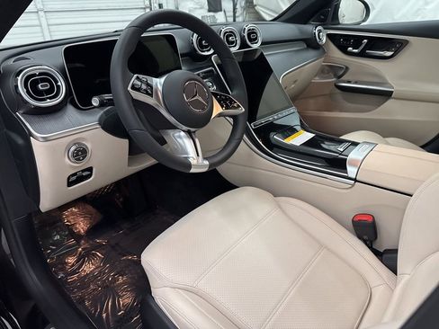 Used 2026 Mercedes-Benz C 300 Sedan image 12