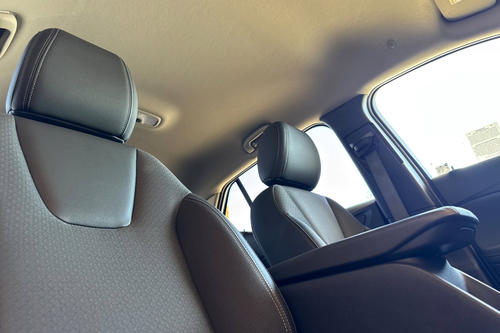 Used 2025 Buick Encore GX Preferred FWD image 18