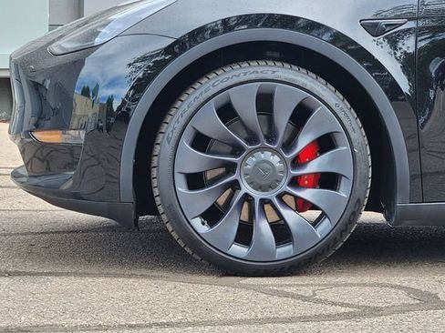 Used 2021 Tesla Model Y Performance AWD/4WD image 8