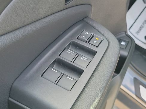 Used 2025 Honda Ridgeline TrailSport image 18