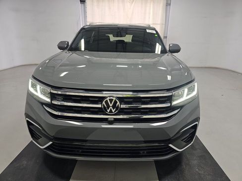 Used 2023 Volkswagen Atlas Cross Sport SEL Premium R-Line AWD/4WD image 2