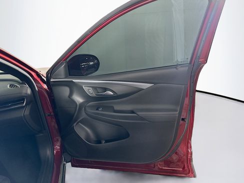 Used 2024 Buick Envista Preferred image 29