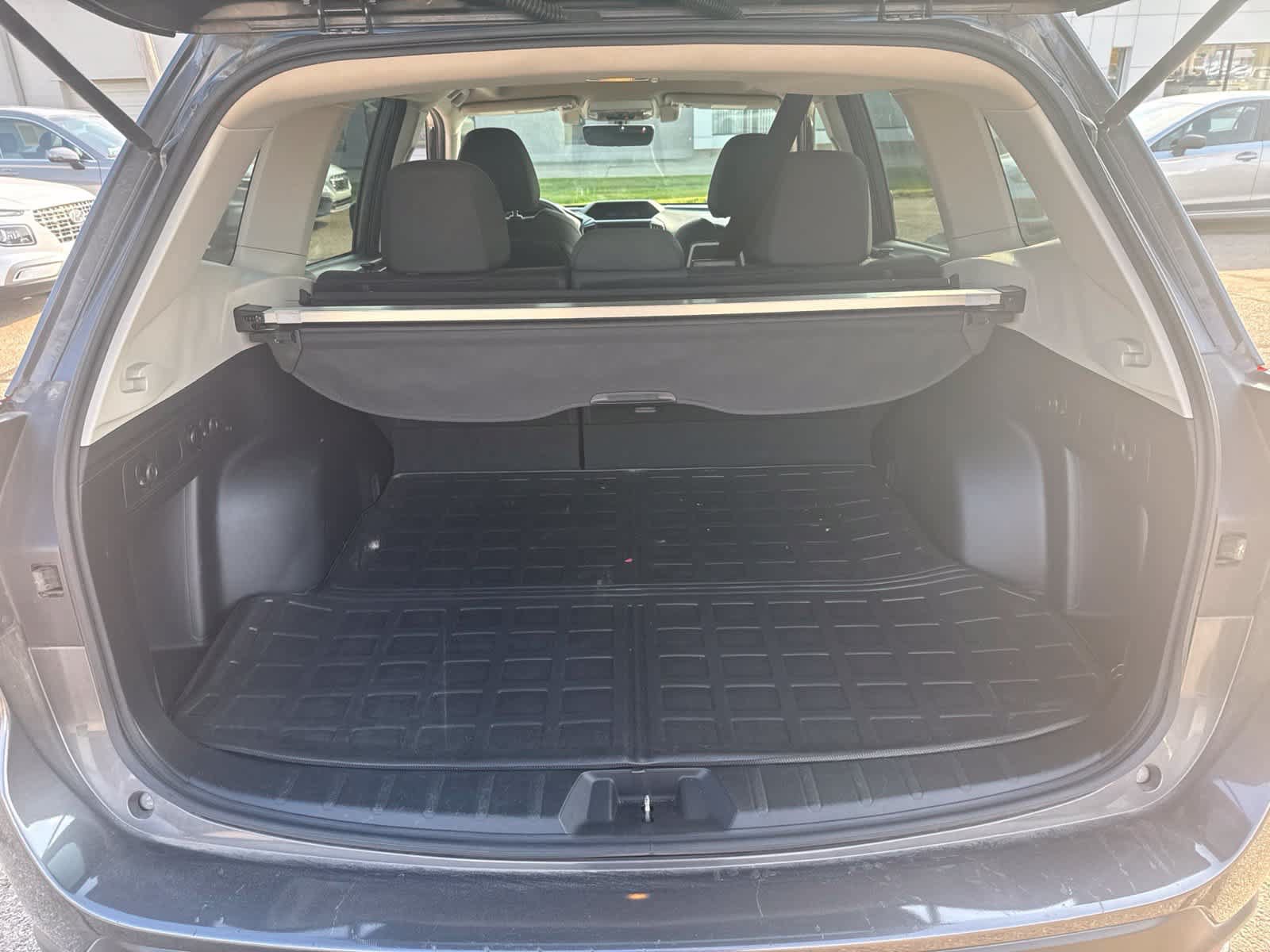 Used 2020 Subaru Forester Premium AWD/4WD image 14