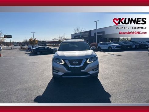 Used 2018 Nissan Rogue SL w/ Premium Package image 12
