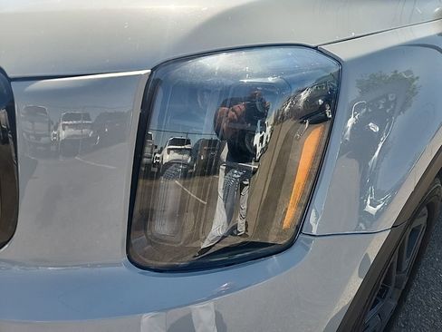 Certified 2024 Kia Telluride EX X-Line image 5