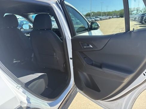 Used 2025 Chevrolet Equinox LT image 20