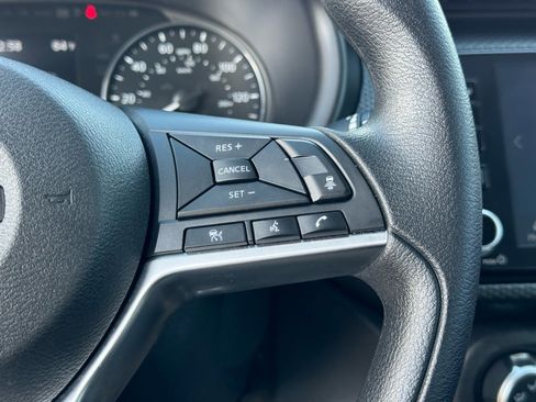 Used 2024 Nissan Kicks SV image 24