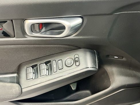 Used 2024 Honda Civic EX image 17