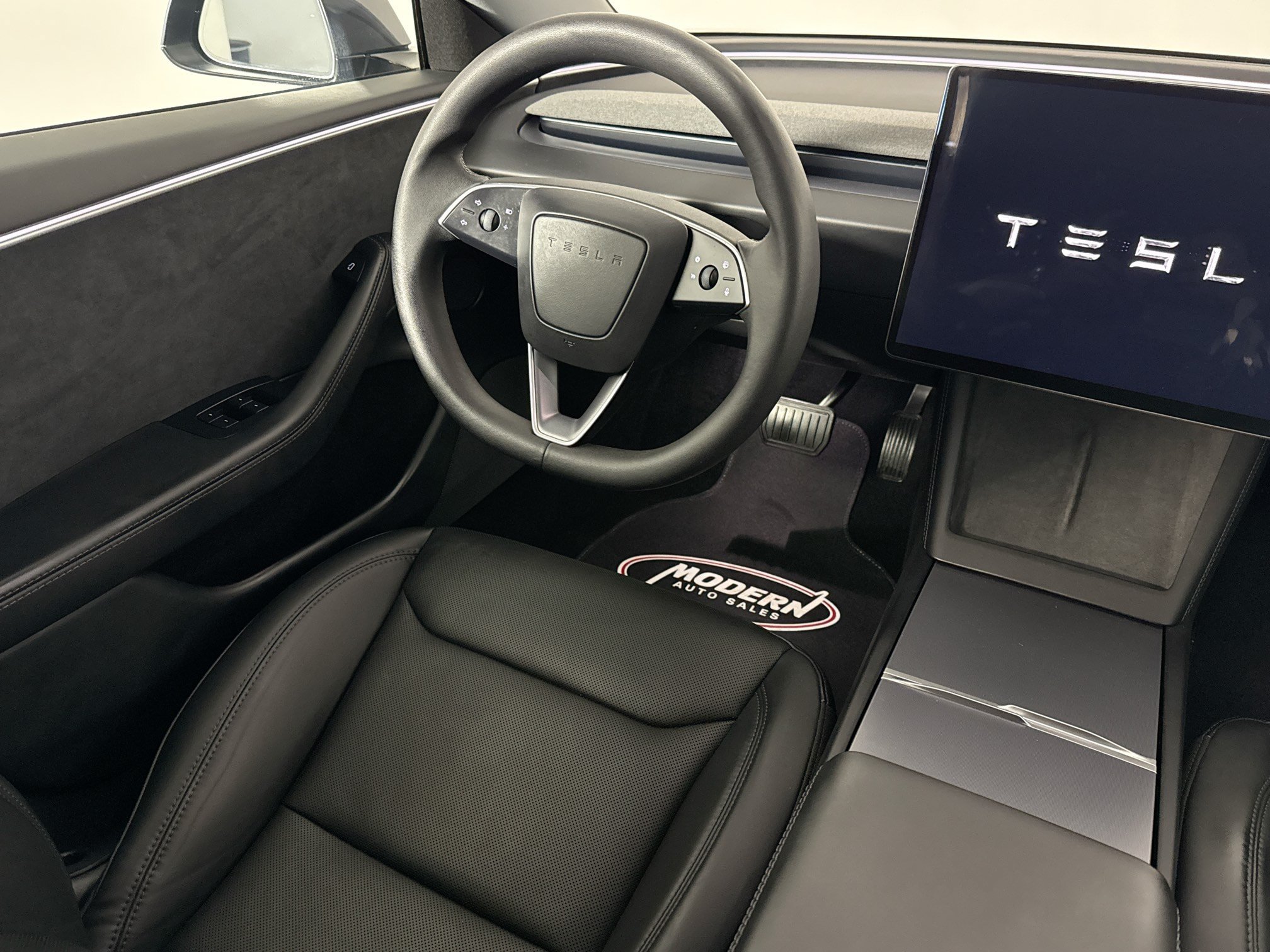 Used 2025 Tesla Model 3 Long Range AWD/4WD image 30