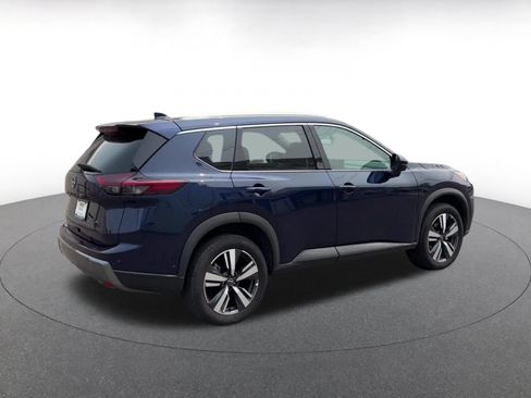 Used 2026 Nissan Rogue SL AWD/4WD image 12