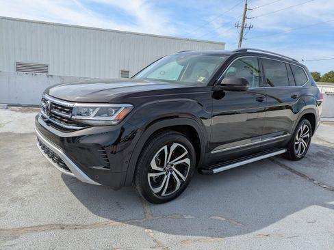 Used 2021 Volkswagen Atlas SEL Premium AWD/4WD image 8