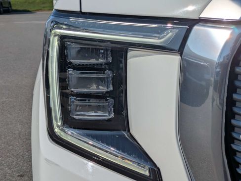 Used 2023 GMC Yukon Denali w/ Max Trailering Package AWD/4WD image 10