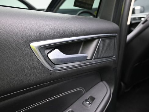 Used 2014 INFINITI QX80 4WD w/ Theater Package image 14
