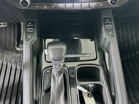 Used 2020 Kia Telluride SX image 24