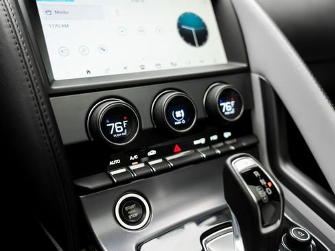 Used 2020 Jaguar F-TYPE Coupe image 49