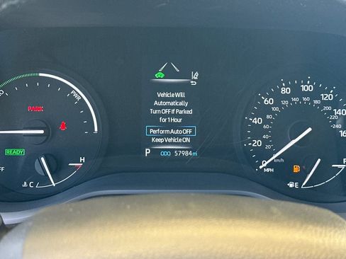 Certified 2022 Toyota Sienna XLE FWD image 32