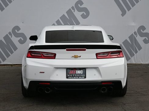 Used 2018 Chevrolet Camaro SS RWD image 6