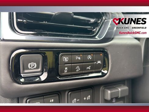 New 2026 GMC Yukon AT4 Ultimate image 16