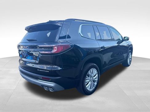 Used 2026 GMC Acadia Elevation w/ Elevation Premium Package FWD image 12