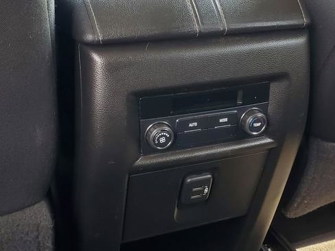 Certified 2019 Chevrolet Traverse LS FWD image 30